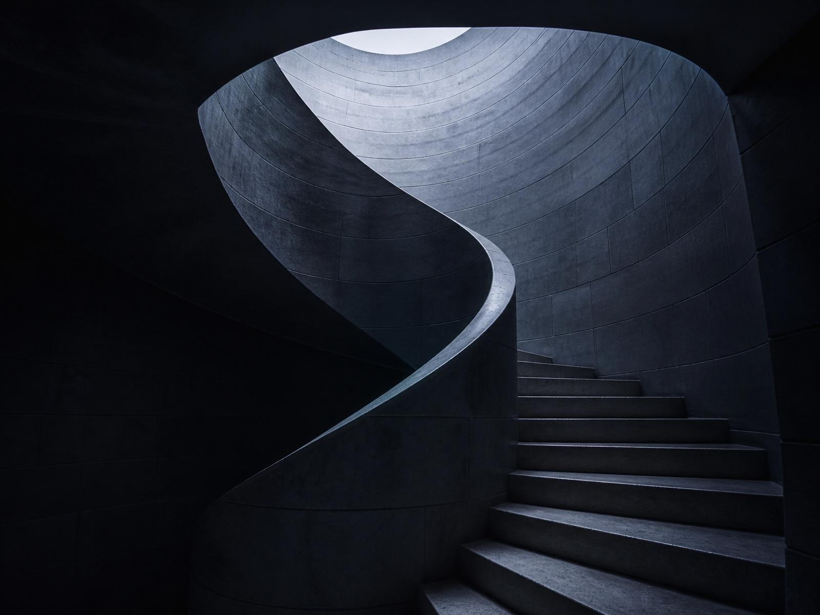 Precise institutional architecture